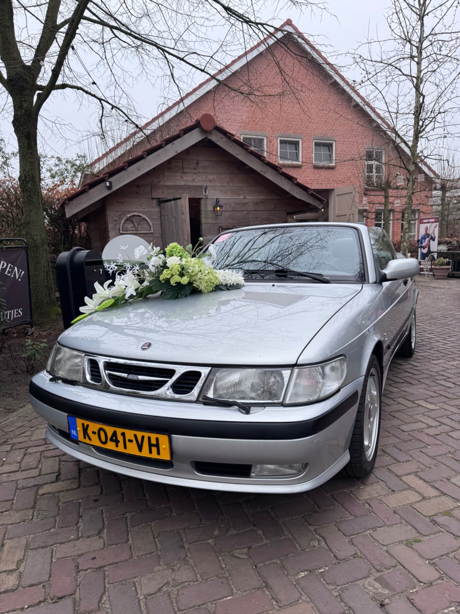 Saab Cabrio huren